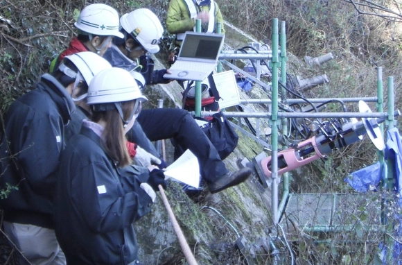 課題の本質を見抜く科学的解析のイメージ画像