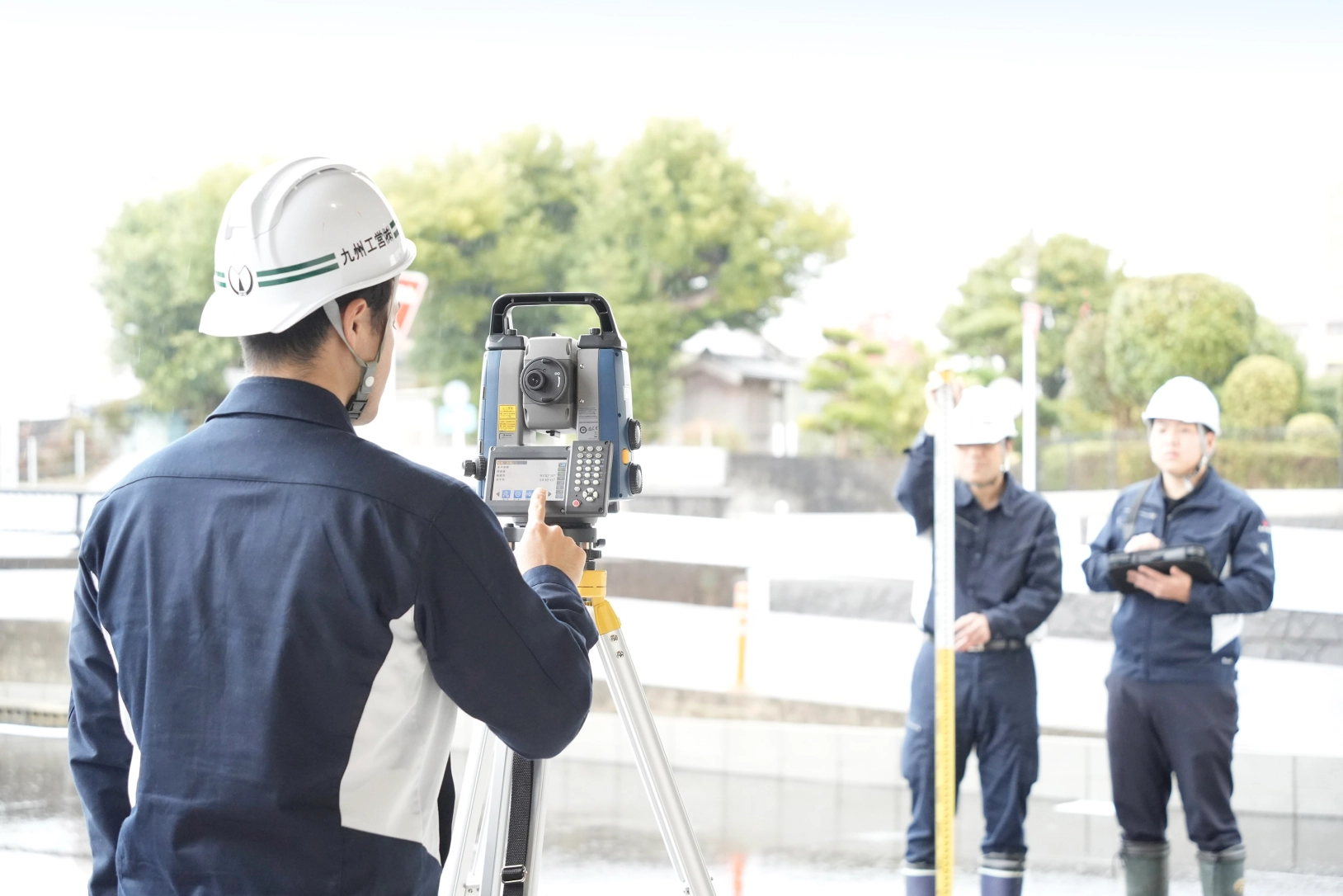 測量・補償部門イメージ画像